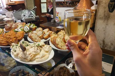 Venice Food Crawl: A Delicious Guided Adventure