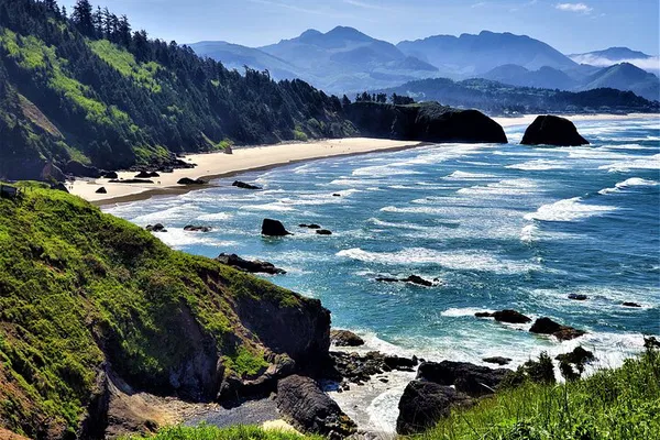 Oregon Coast Day Tour: Portland's Wild Side!