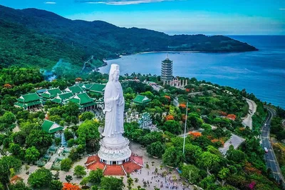 Da Nang & Hoi An Tour: Pagoda, Caves & Ancient Town