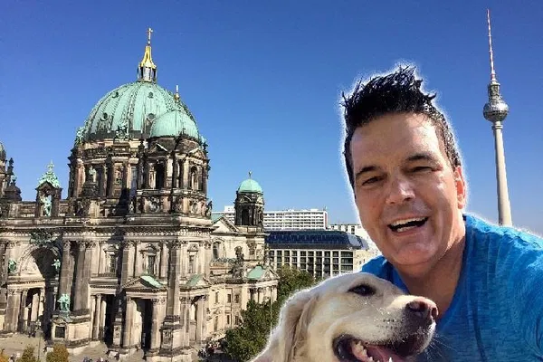 City East Berlin: Private History & Architecture Taxi Tour