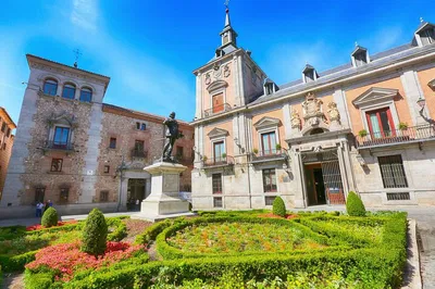 Unveiling Madrid's Soul: A Historical Walking Tour