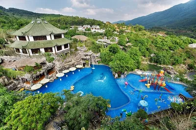 Da Nang's Galina Mud Bath & Spa: Revitalize in Natural Mineral Mud!