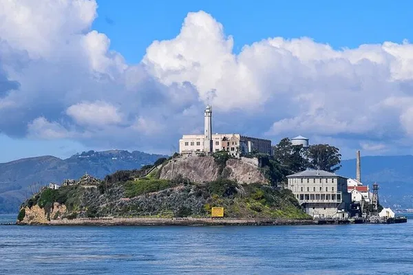 Alcatraz Combo: Island Ticket Plus Wharf Adventure
