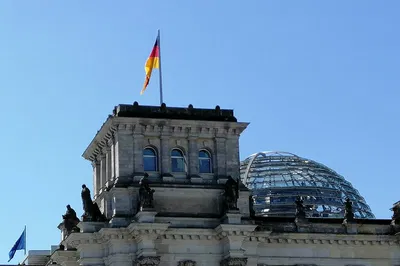 Berlin: Reichstag & Government District Express Tour