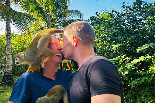Punta Cana: VIP Monkey House Experience!