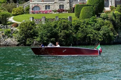Unveiling Lake Como's Secrets: A Vintage Boat Historical Journey