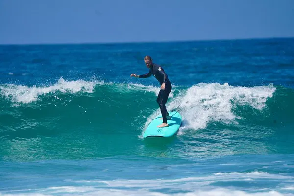 Catch a Wave: Personalized Surf Lessons on Leucadia Beach!