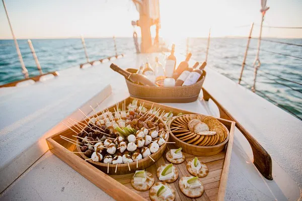 Key West Sunset Sail: Wine, Snacks & Schooner Fun!