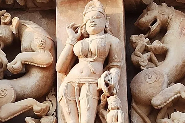 Khajuraho's Erotic Temples: A 3-Day Private Historical Journey