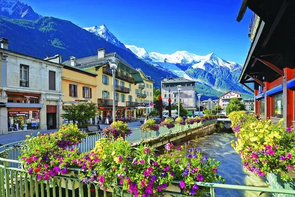 Conquer Mont Blanc: A Thrilling Guided Day Trip from Geneva