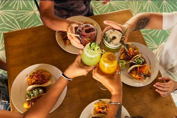 Cozumel Rum & Gin: Distillery Tour, Cocktails & Lunch