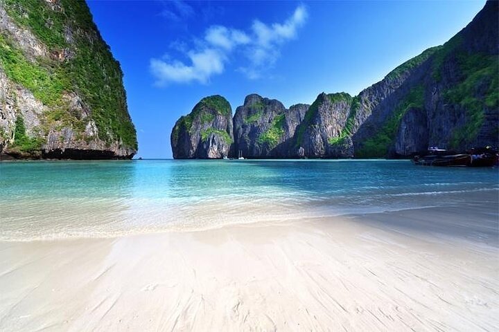Explore Paradise: Phi Phi & Khai Islands Speedboat Adventure!