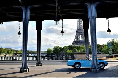 Paris PhotoWalks: Capture Iconic Landmarks with a Pro!