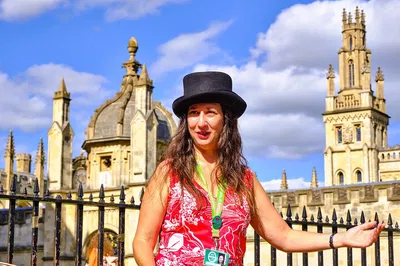 Discover Oxford's Magic: A Private Walking Tour Through History