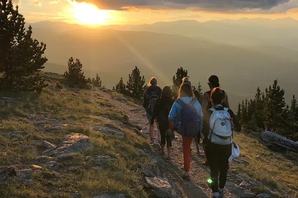 Denver Sunset Hike: Rocky Mountain Views & Nature