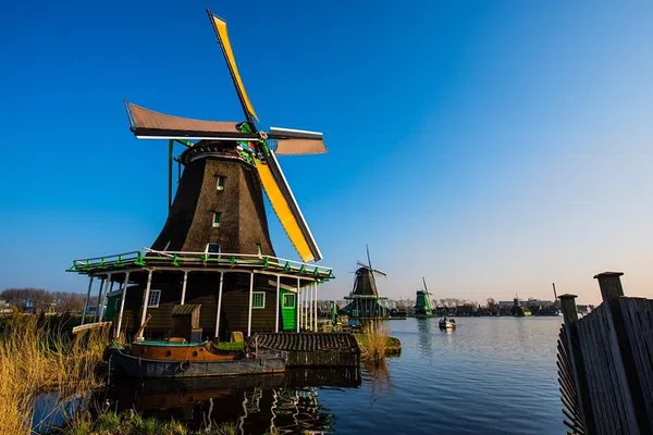 Escape Amsterdam: A Luxurious Countryside Tour by Car