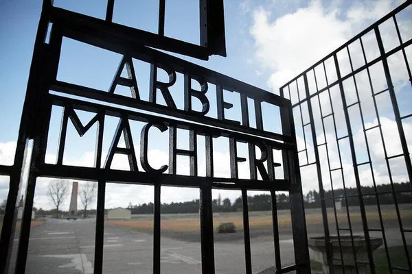 Sachsenhausen Tour: Memorial Site Visit from Berlin