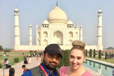 Discover the Taj Mahal: A Whirlwind Agra Day Trip from Delhi