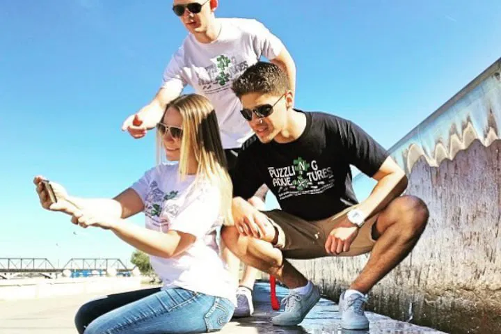 img0