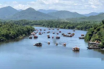 Hue Private Car Tour: Explore Ancient Capital Wonders
