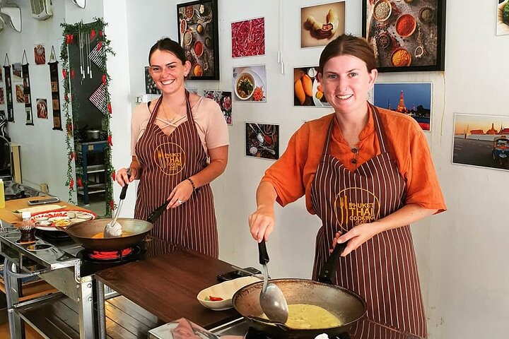 Phuket's Authentic Thai Flavors: Market Tour & Home-Style Cooking with VJ