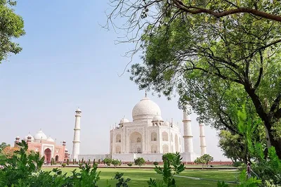 Taj Mahal Tour: Agra Fort & Baby Taj (All-Inclusive) From Delhi