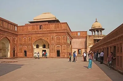 Image 3