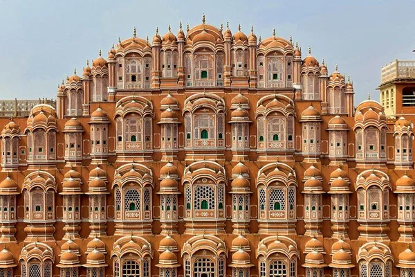 Discover Jaipur's Majesty: A Private, Expert-Led City Tour