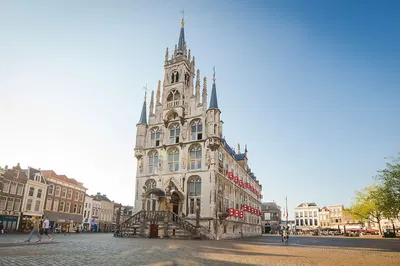 Unravel Gouda's Ghostly Secrets: A Family-Friendly Walking Adventure!