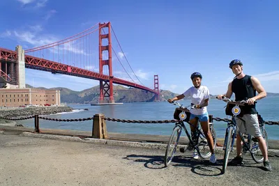 Golden Gate Freedom: Pedal Through San Francisco's Iconic Views