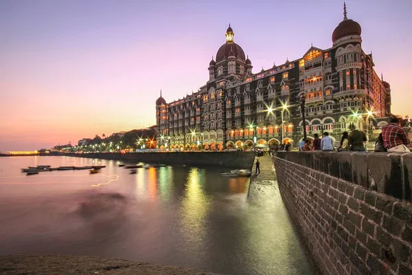 Mumbai's Must-See Marvels: An Insider's Sightseeing Tour