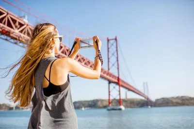 Seamless San Francisco Arrival: Airport Pick-Up & City Sightseeing Adventure