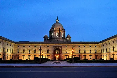 Delhi After Dark: An Enchanting Night Tour of India's Capital