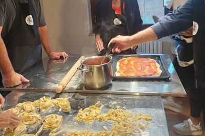 Umbrian Pizza Perfection: A Hands-On Culinary Adventure