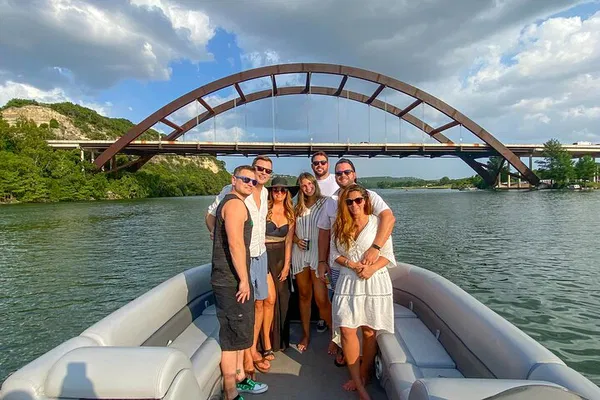 Lake Austin Private Boat Tour: See Celebrity Homes!