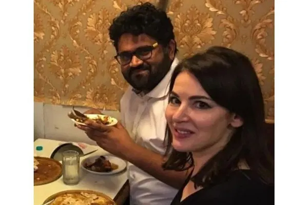 Mumbai's Soul: Dawn Tour with Lawson & Nat Geo!