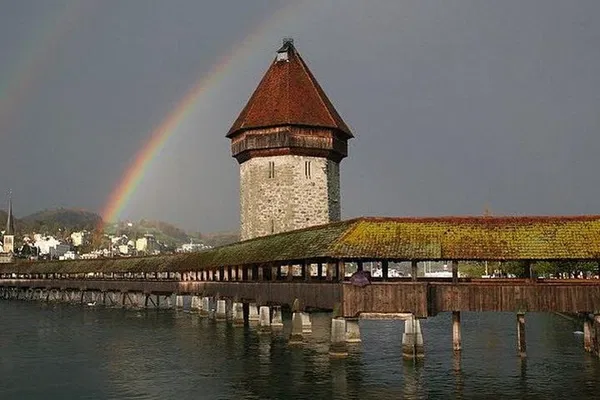 Lucerne City Walk: Private Tour of Classic Swiss Charm