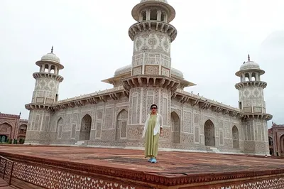 Image 1