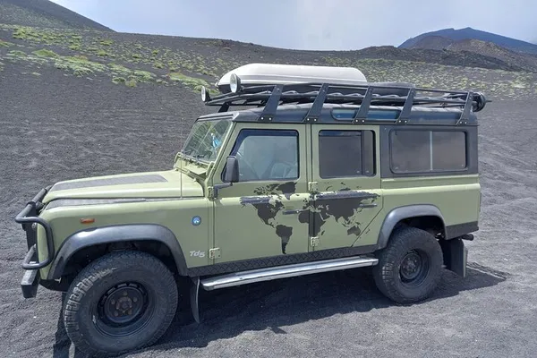 Unleash Your Inner Explorer: Etna 4x4 Jeep Adventure