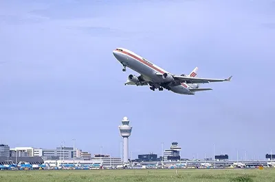 Amsterdam Stress-Free Departure: Private Transfer to Schiphol Airport