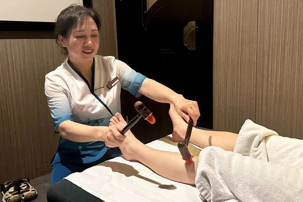 Shanghai Massage: Authentic Chinese Body & Foot Relief
