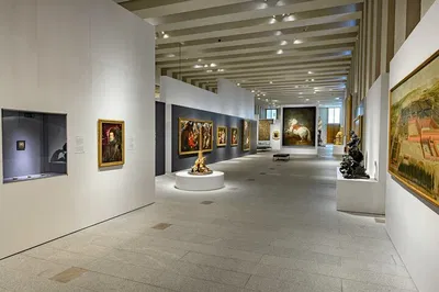 Royal Collections Gallery: Skip-the-Line Guided Tour