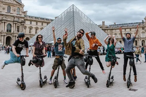 Paris E-Scooter Adventure: Glide Through the City of Lights!