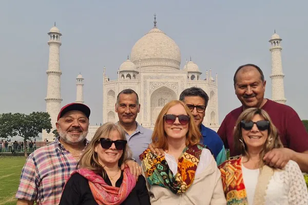 Delhi to Agra Express: Taj Mahal & Agra Fort Day Trip