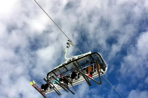 Elevate Your Skiing: Private Alpine Lessons in Andermatt-Sedrun