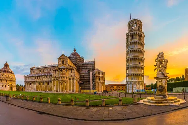 Pisa, Chianti & San Gimignano: Private Tuscany Day Tour