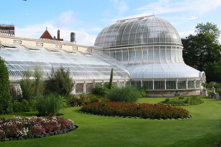Uncover Belfast's Rich History: A Private Shore Excursion to Hillsborough & Beyond