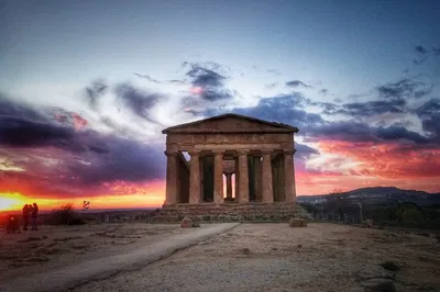 Agrigento: Valley of the Temples Sunset & Wine Tasting