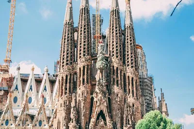 Barcelona & Montserrat: Best of City Shore Excursion