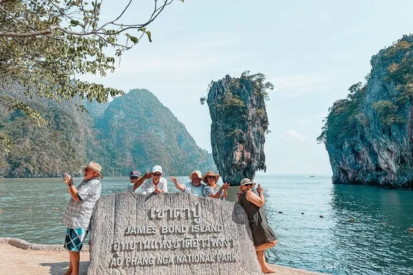 Phuket's Island Escapade: Private Boat to Phi Phi & James Bond Wonders